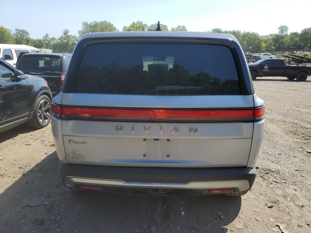 7PDSGABL9NN002964 2022 Rivian R1S Launch Edition