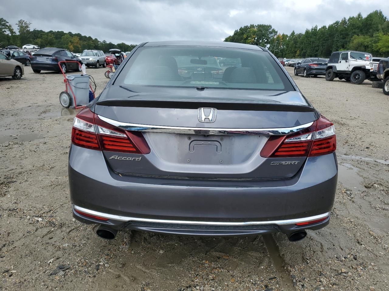2016 Honda Accord - Image 6