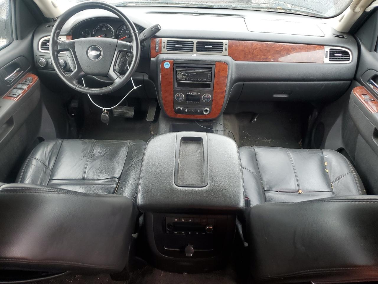 1GNUKJE35AR115699 2010 Chevrolet Suburban K1500 Lt