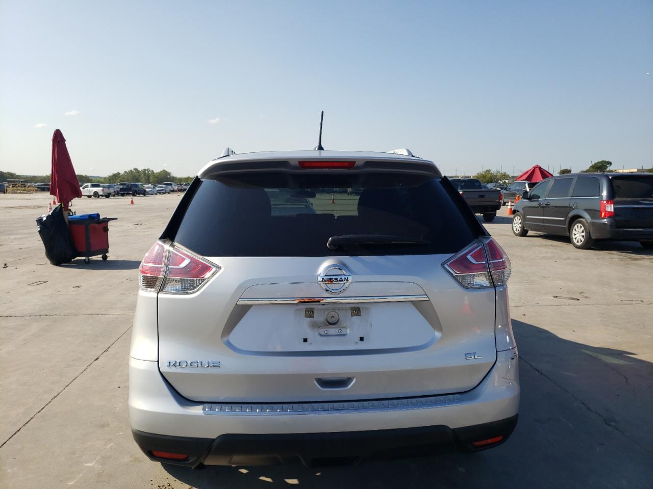 2015 Nissan Rogue S VIN: 5N1AT2MT5FC850298 Lot: 70147934