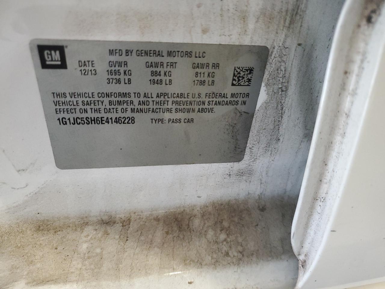 2014 Chevrolet Sonic - Image 12