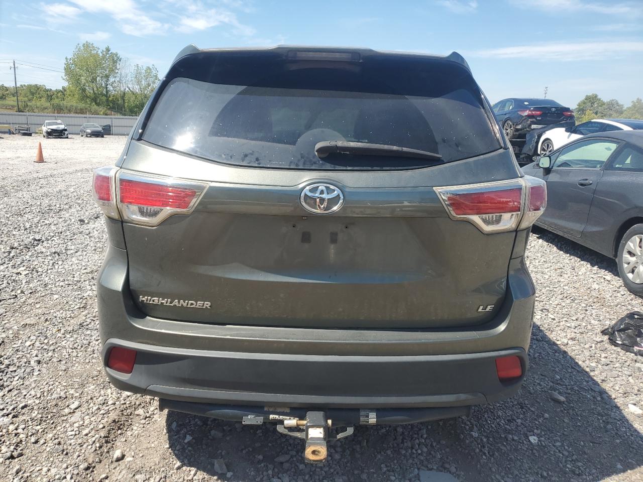 2015 Toyota Highlander Le VIN: 5TDZARFH2FS013571 Lot: 70379224