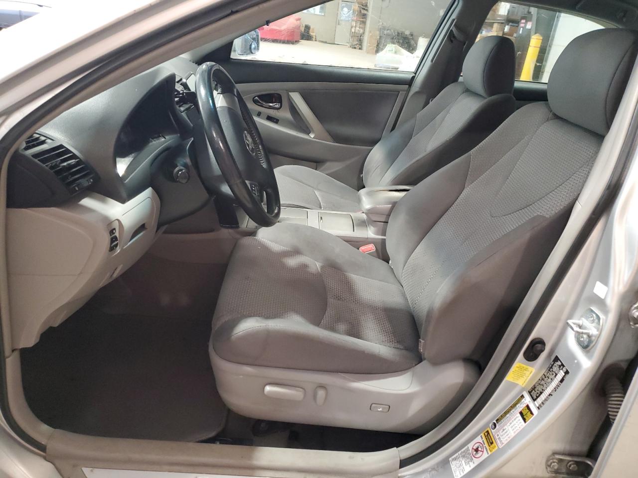 2011 Toyota Camry - Image 7