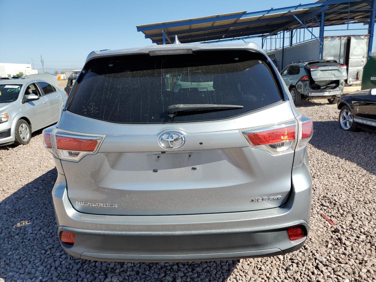 2014 Toyota Highlander Xle VIN: 5TDJKRFH1ES021573 Lot: 71318704