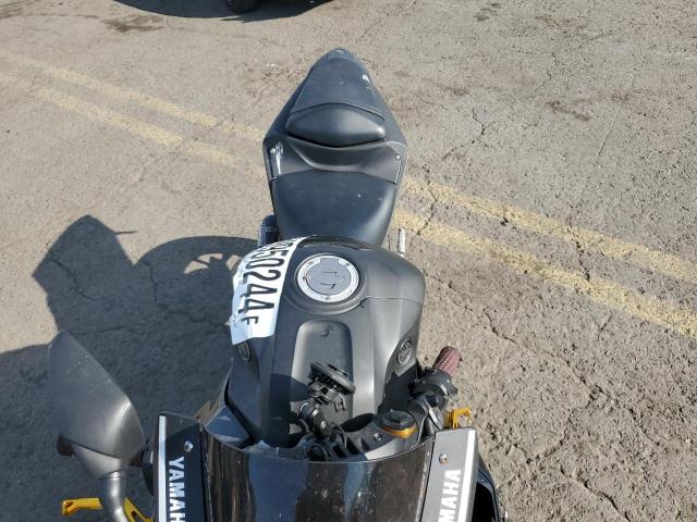 2019 YAMAHA YZFR3 