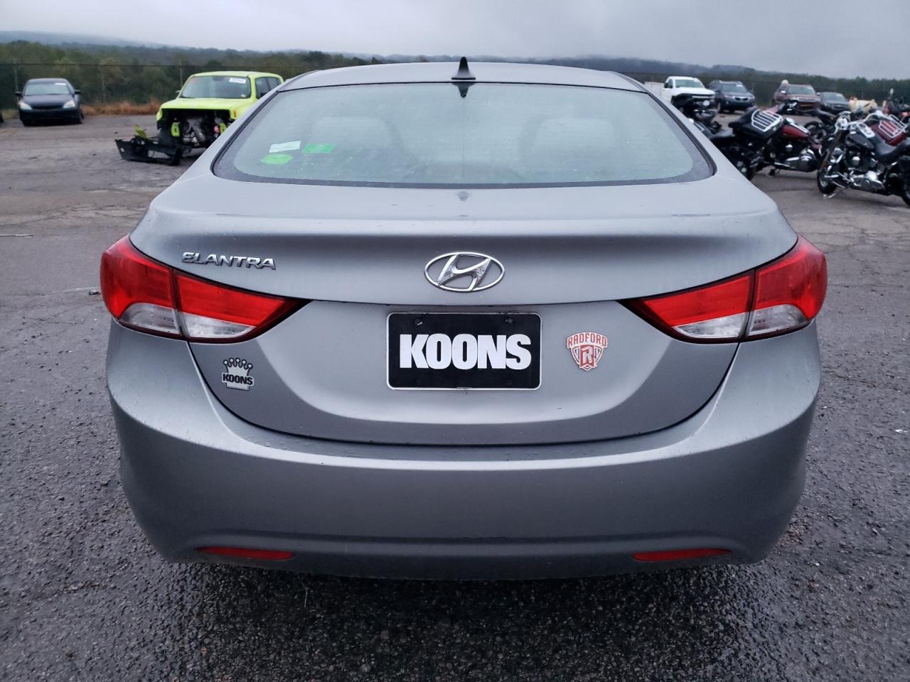 KMHDH4AE0CU308631 2012 Hyundai Elantra Gls