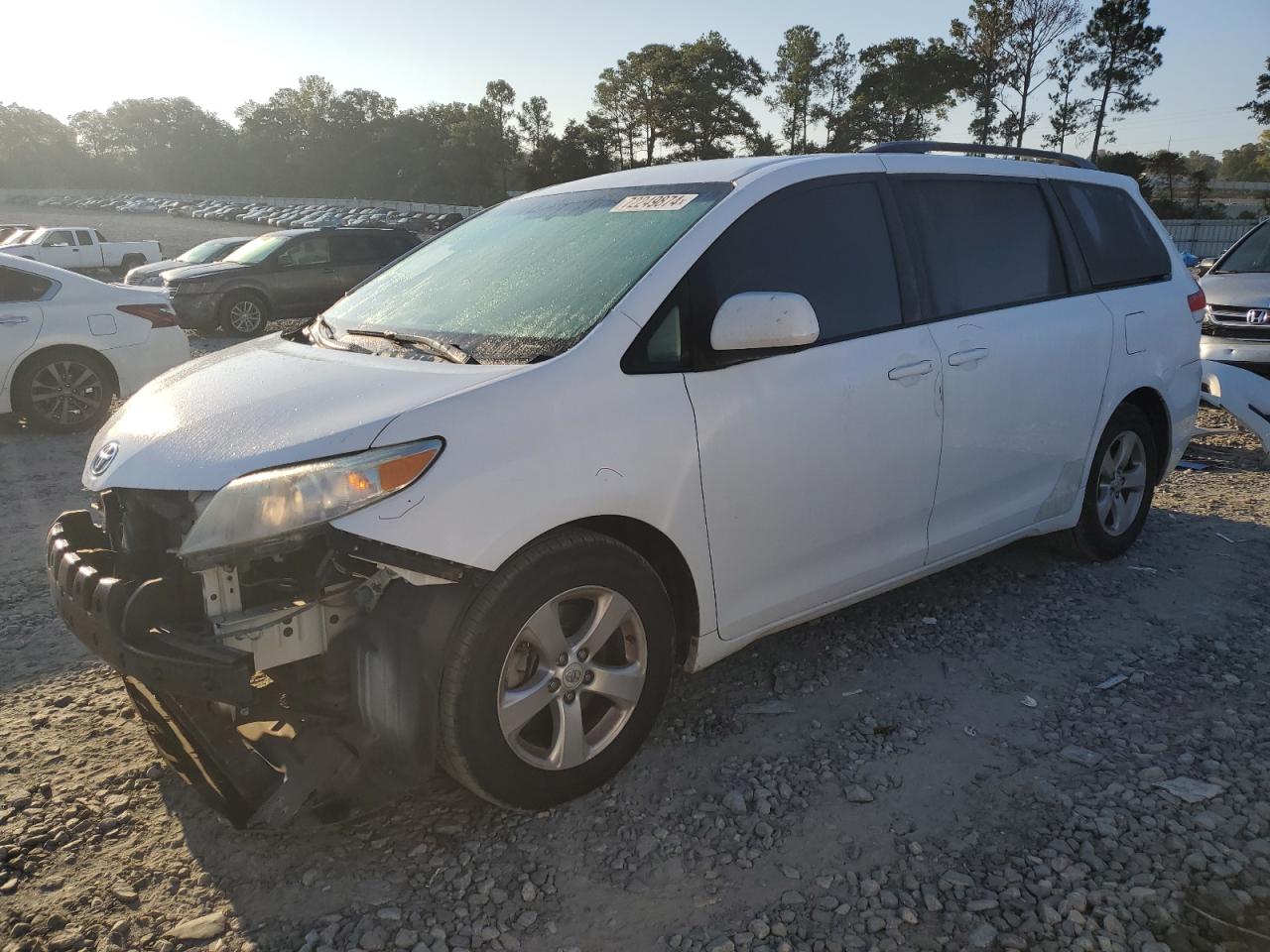 5TDKK3DC4BS030711 2011 Toyota Sienna Le