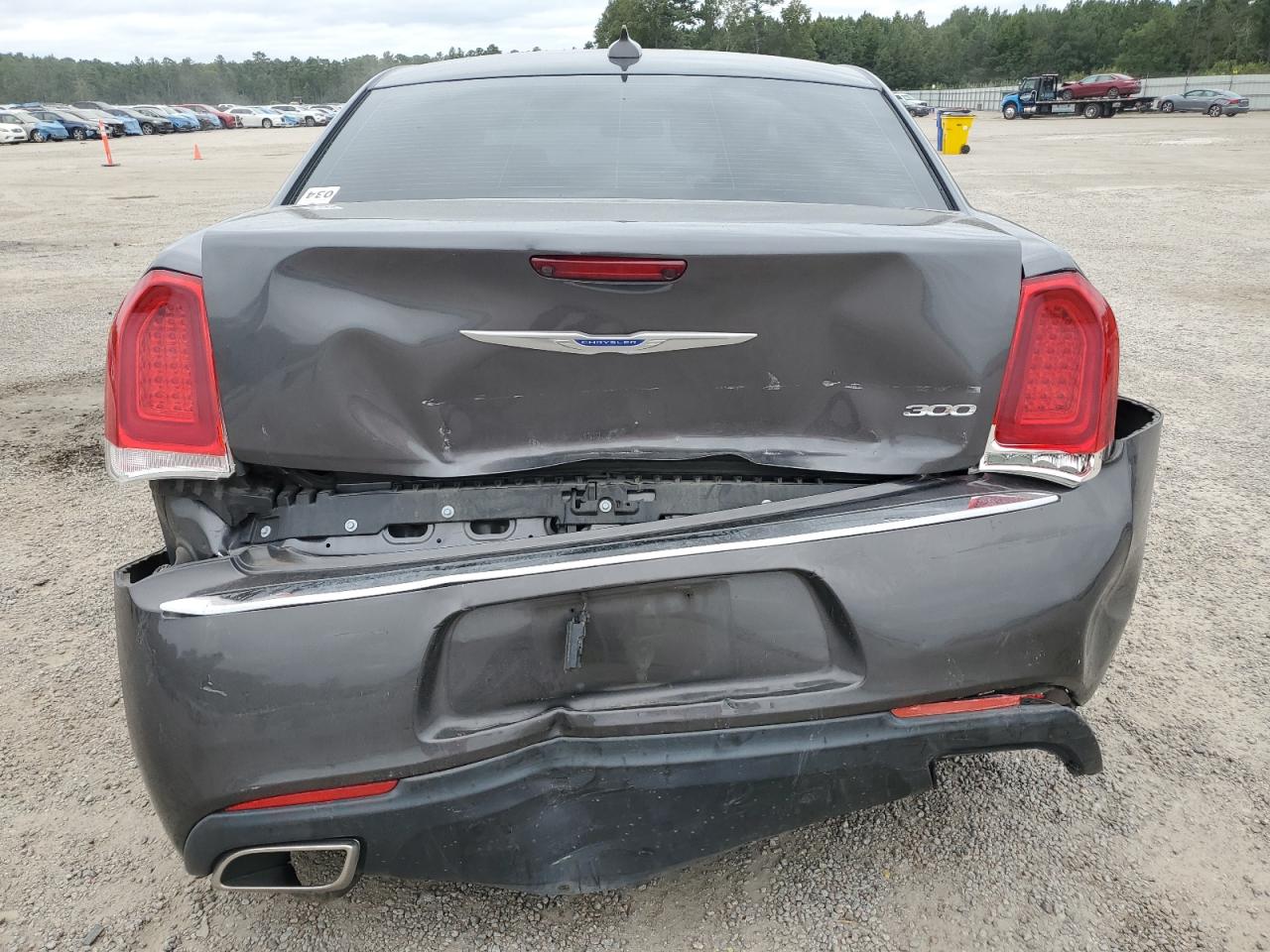 2C3CCAEG8KH689613 2019 Chrysler 300 Limited