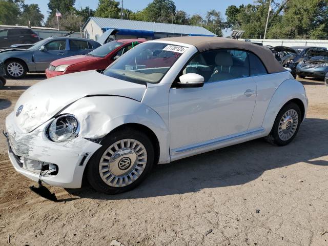 2013 Volkswagen Beetle 