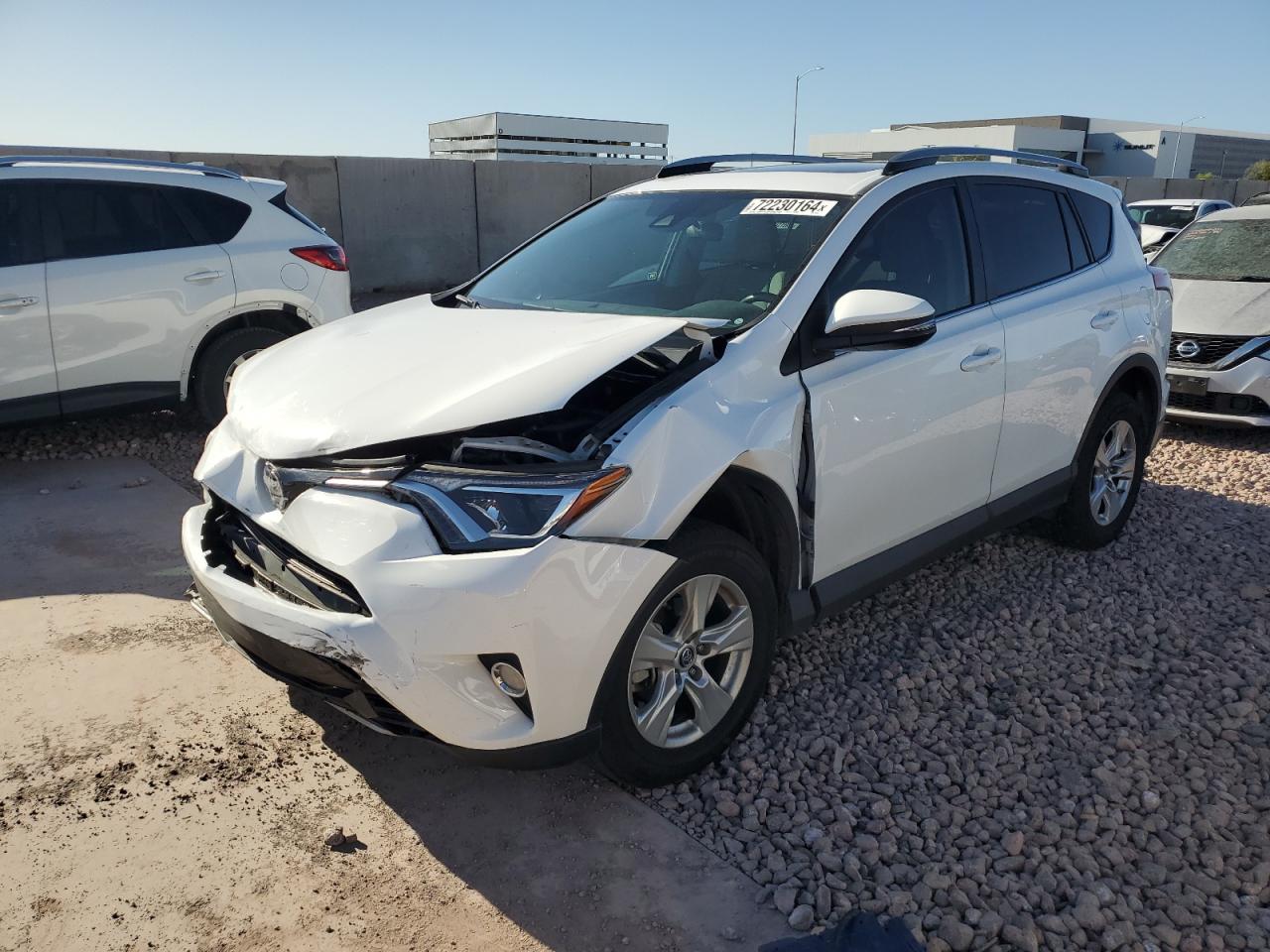 2T3WFREV0JW512386 2018 TOYOTA RAV 4 - Image 1