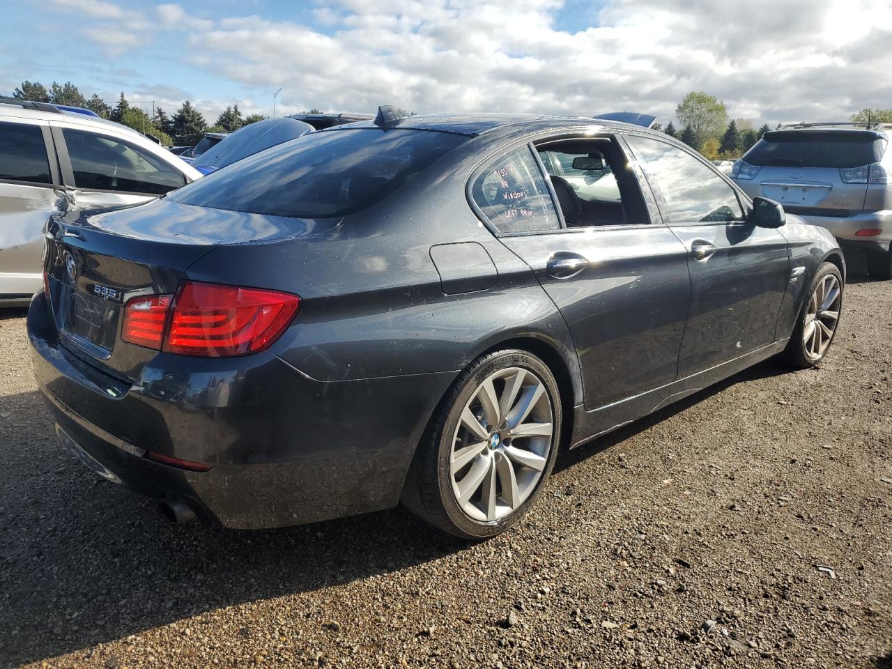 WBAFU7C55BC875653 2011 BMW 535 Xi