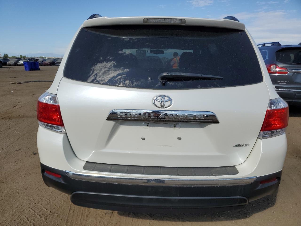 2013 Toyota Highlander Base VIN: 5TDBK3EH6DS177772 Lot: 70251784