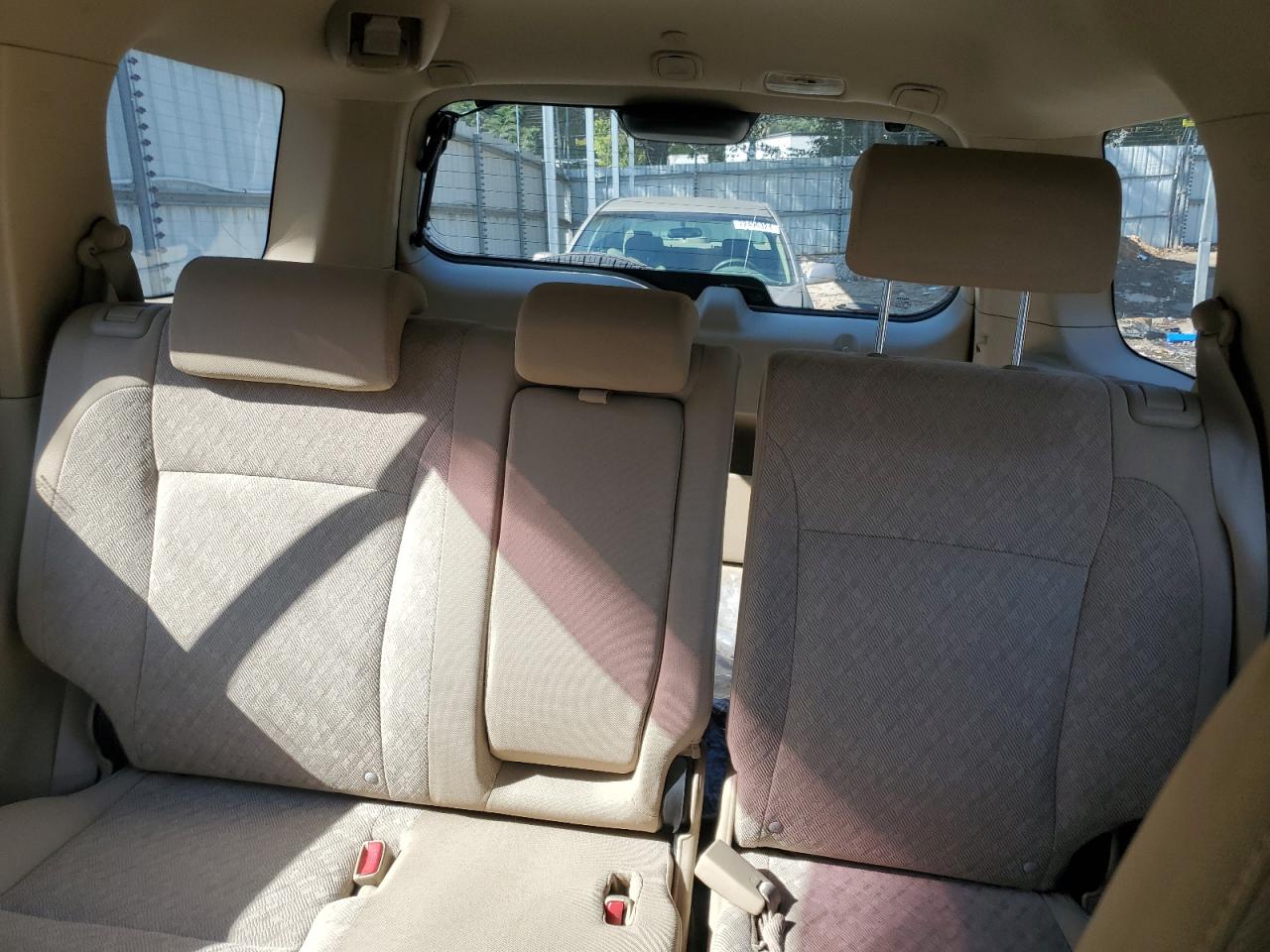 2006 Honda CR-V - Image 10