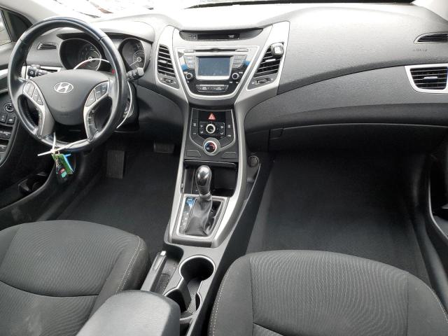  HYUNDAI ELANTRA 2015 Серебристый