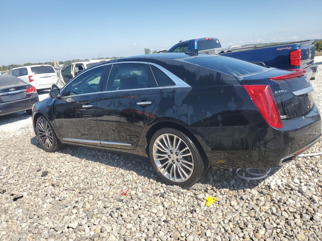 2016 Cadillac XTS - Image 2