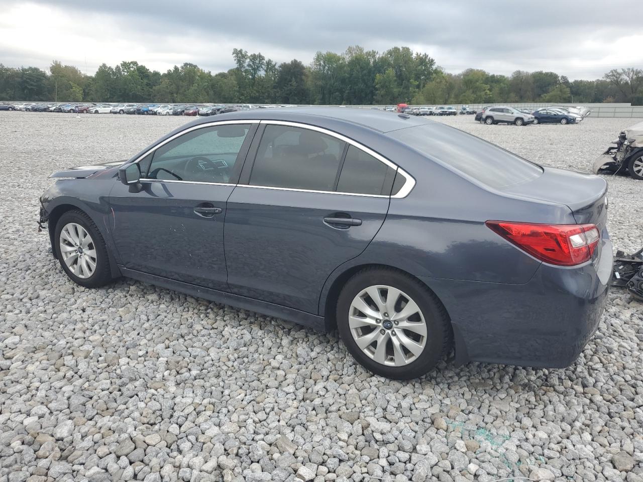 2015 Subaru Legacy - Image 2