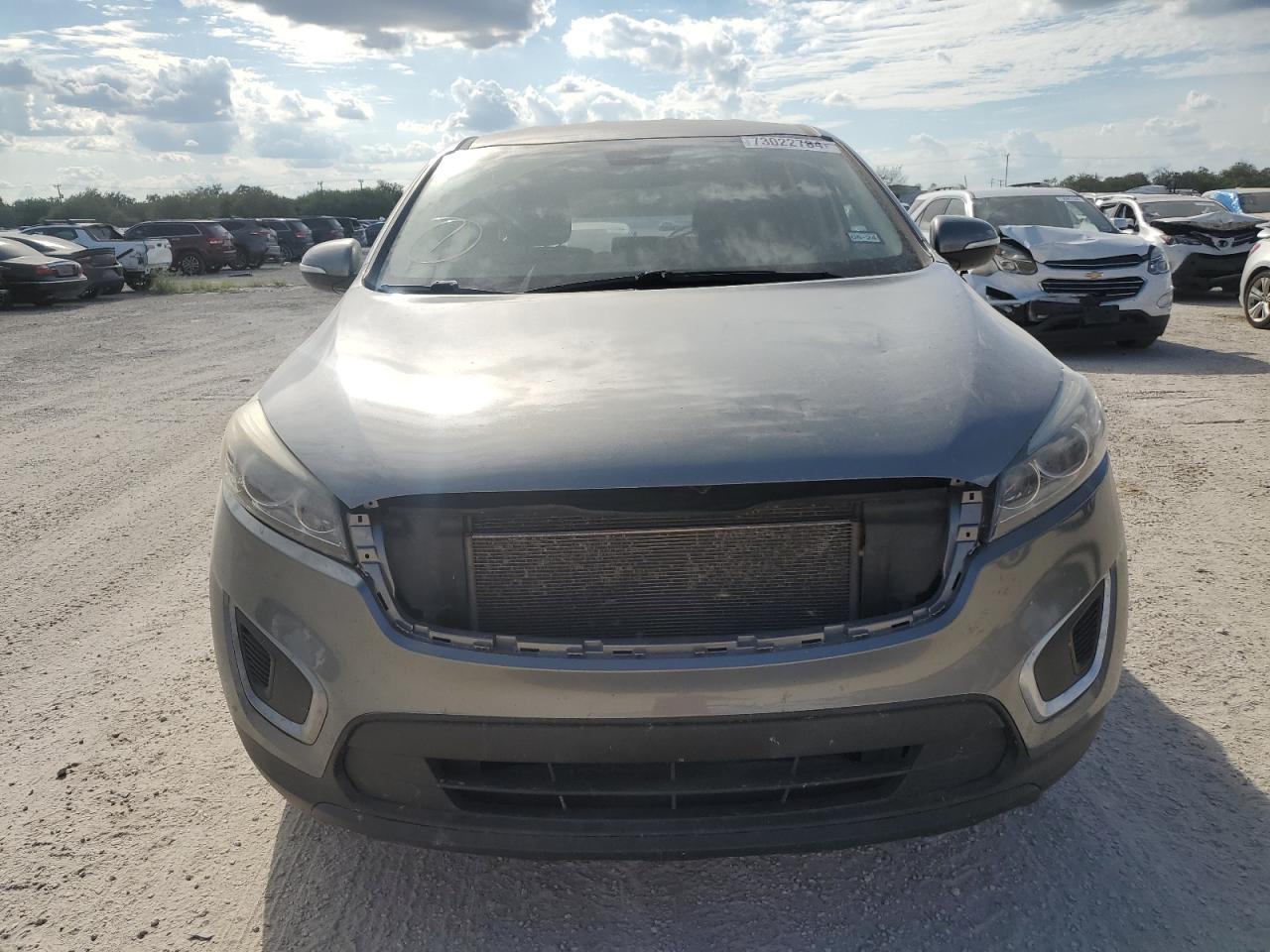 VIN 5XYPG4A39GG086214 2016 KIA SORENTO no.5