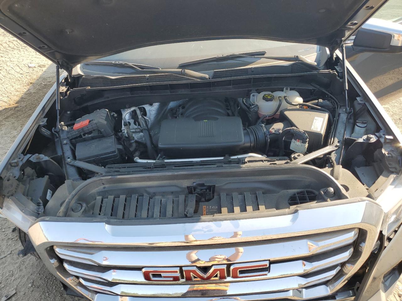 2021 GMC Sierra - Image 12