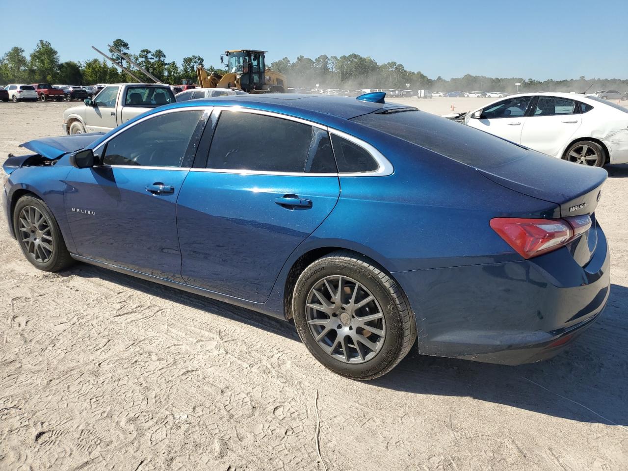 1G1ZD5ST5KF150274 2019 CHEVROLET MALIBU - Image 2