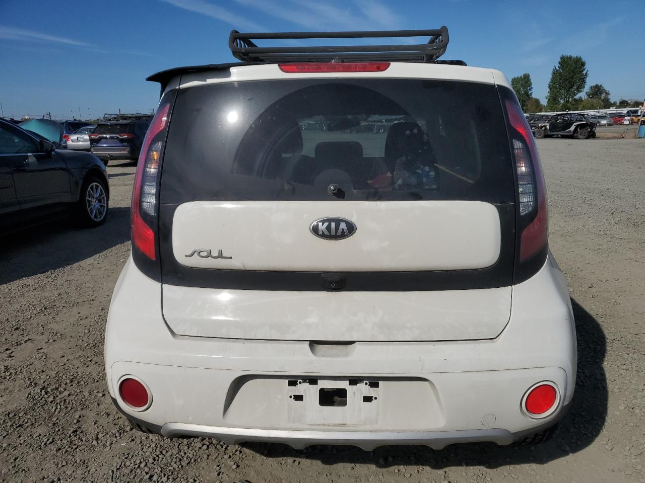 2018 Kia Soul + VIN: KNDJP3A58J7537509 Lot: 72764014