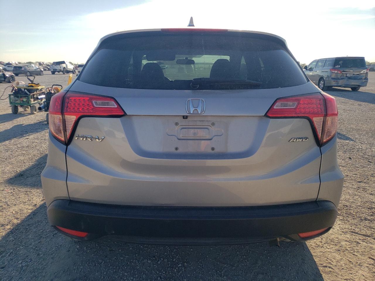 2018 Honda Hr-V Lx VIN: 3CZRU6H34JM713859 Lot: 70813234