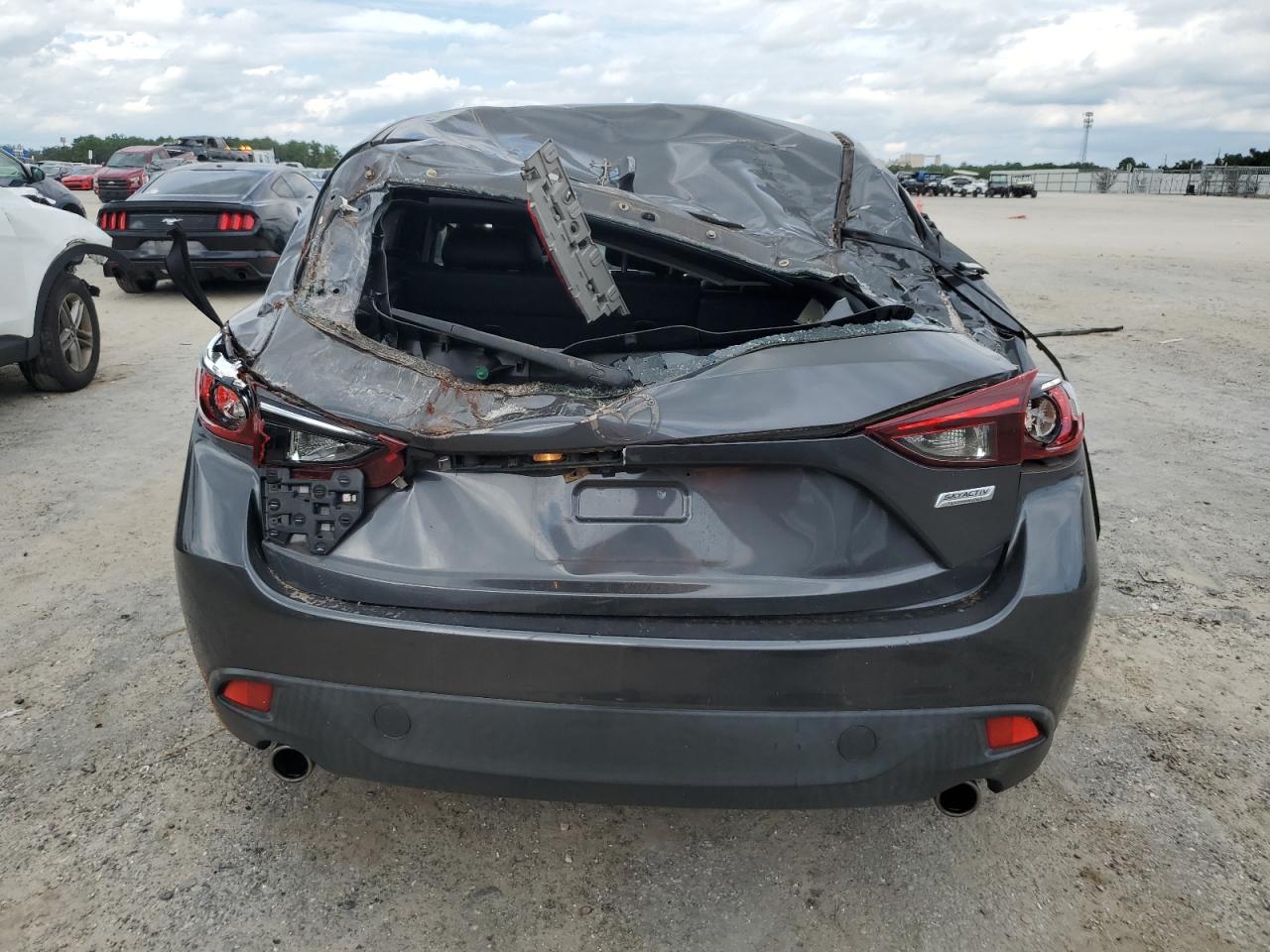 2015 Mazda 3 Touring VIN: JM1BM1L32F1249315 Lot: 73584614