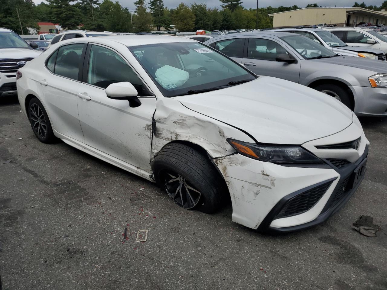 2021 Toyota Camry - Image 4