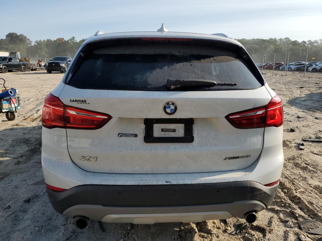 2018 BMW X1 xDrive28I VIN: WBXHT3C35J5L30886 Lot: 70650734