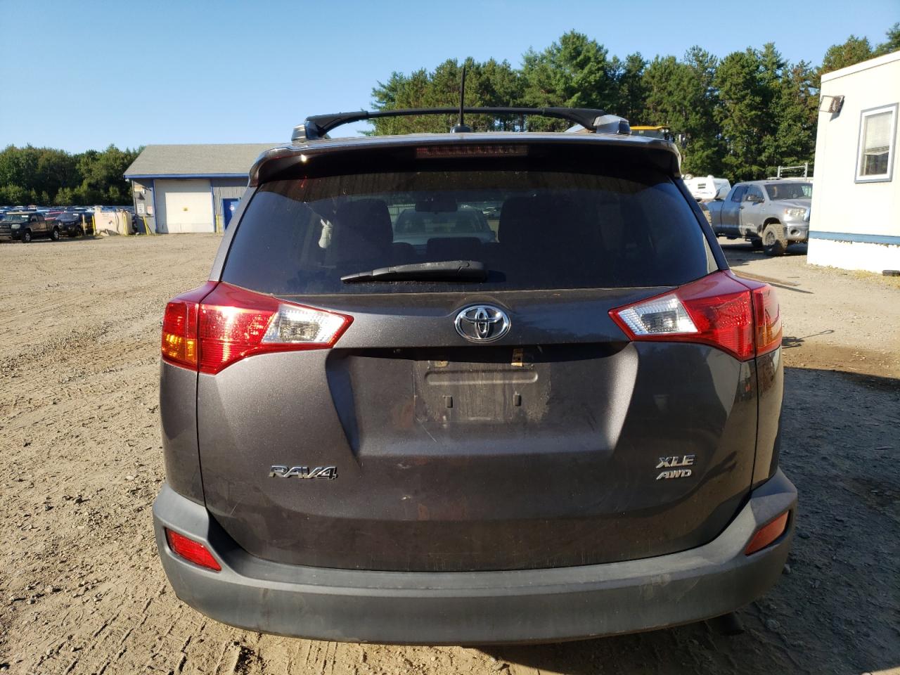 2015 Toyota Rav4 Xle VIN: 2T3RFREV3FW348023 Lot: 69996204