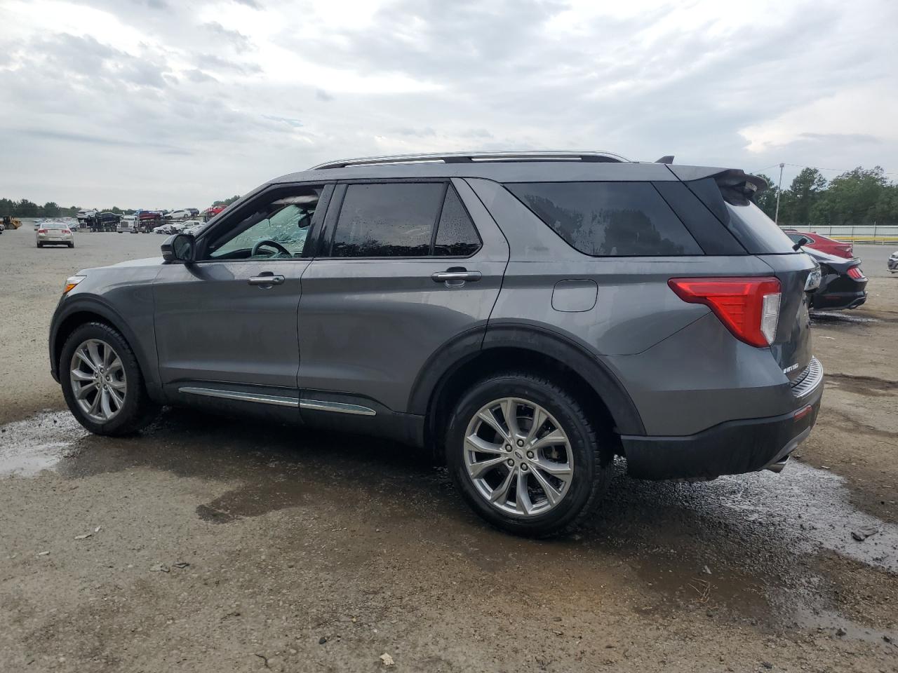 2021 Ford Explorer - Image 2