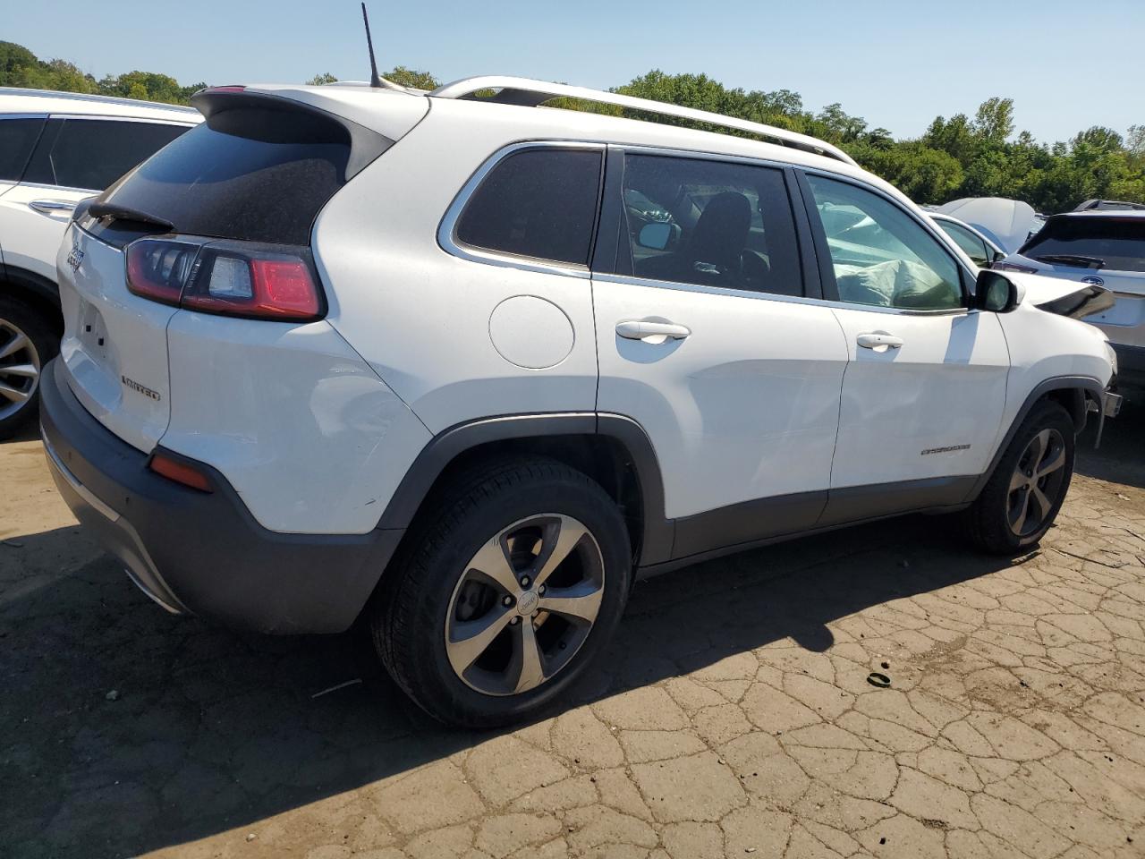 2019 Jeep Cherokee Limited VIN: 1C4PJMDX3KD292667 Lot: 69825944