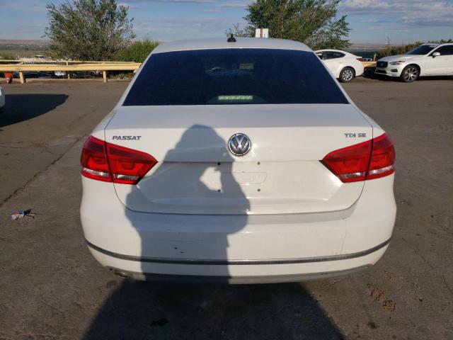  VOLKSWAGEN PASSAT 2013 White