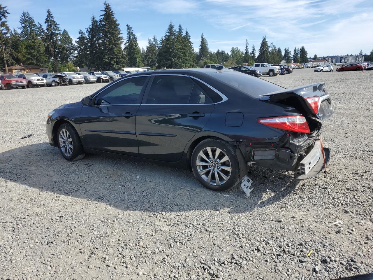 4T1BD1FK1GU182186 2016 TOYOTA CAMRY - Image 2