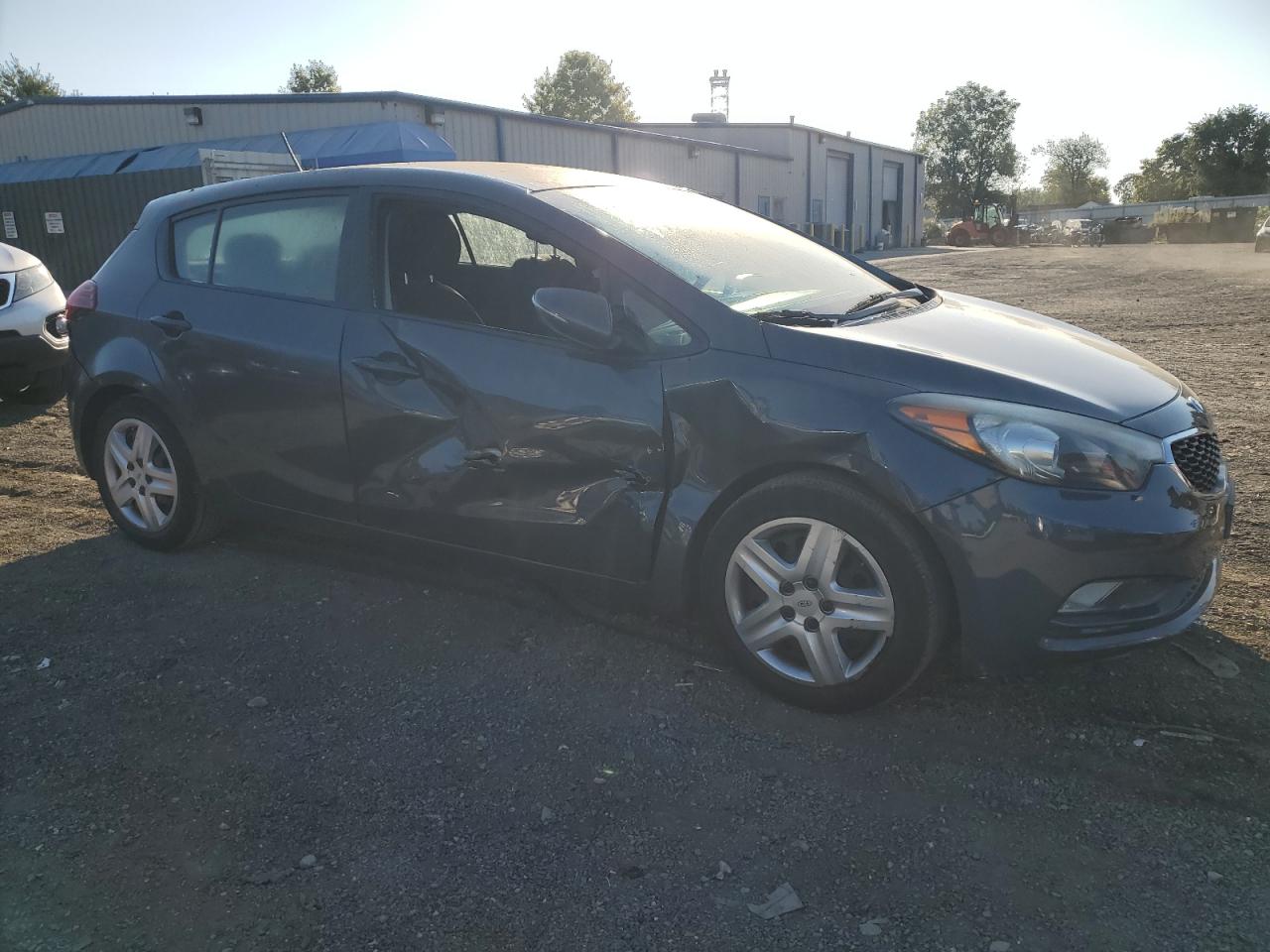 2016 Kia Forte - Image 4
