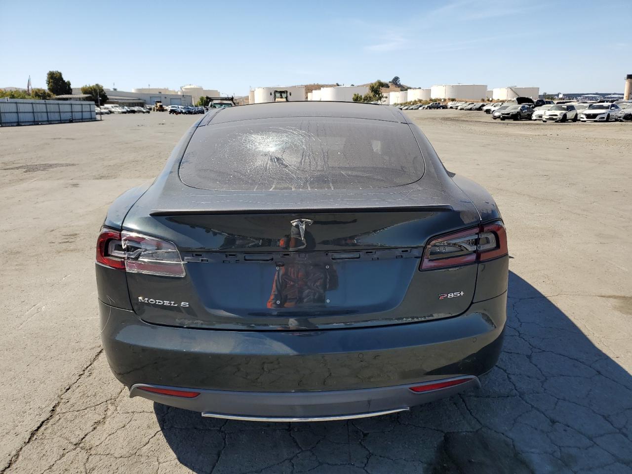 2014 Tesla Model S VIN: 5YJSA1H11EFP30713 Lot: 72656404