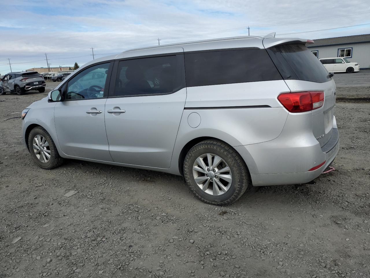 KNDMB5C13G6088465 2016 Kia Sedona Lx