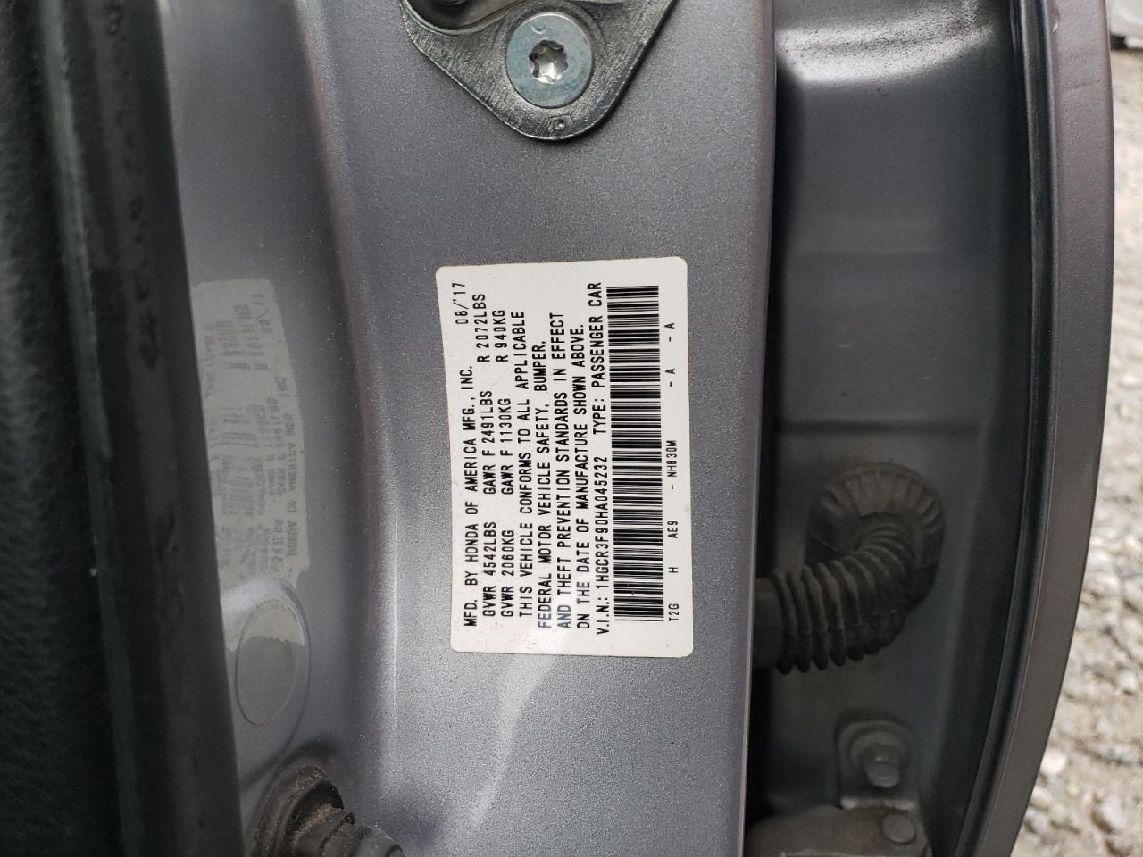 1HGCR3F90HA045232 2017 Honda Accord Touring