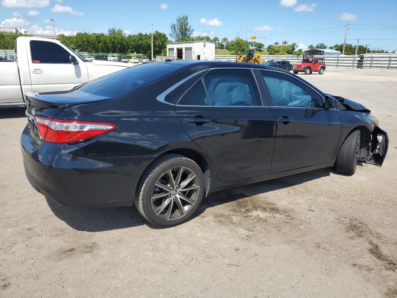 4T1BF1FK3GU208734 2016 Toyota Camry Le