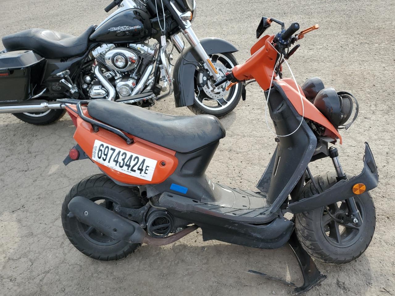 2004 Yamaha Yw50 Ap Zuma for Sale in Montreal-est, QC - Front End