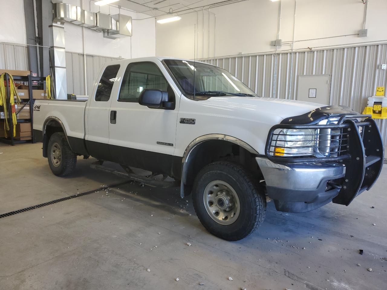 2002 Ford F250 - Image 4