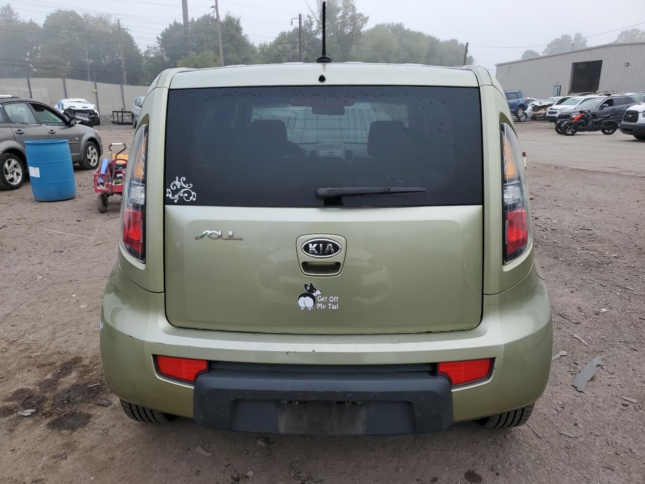 KNDJT2A23B7251774 2011 Kia Soul +