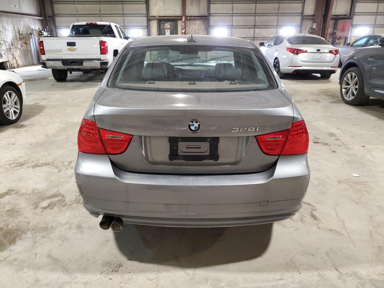 WBAPK7C55AA462393 2010 BMW 328 Xi