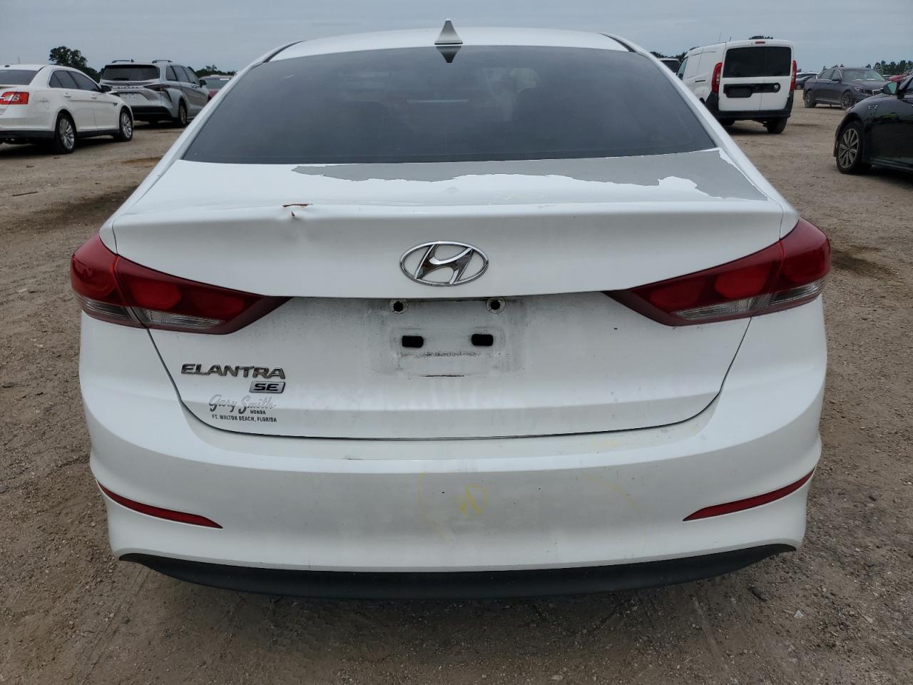 5NPD74LF2HH080405 2017 Hyundai Elantra Se