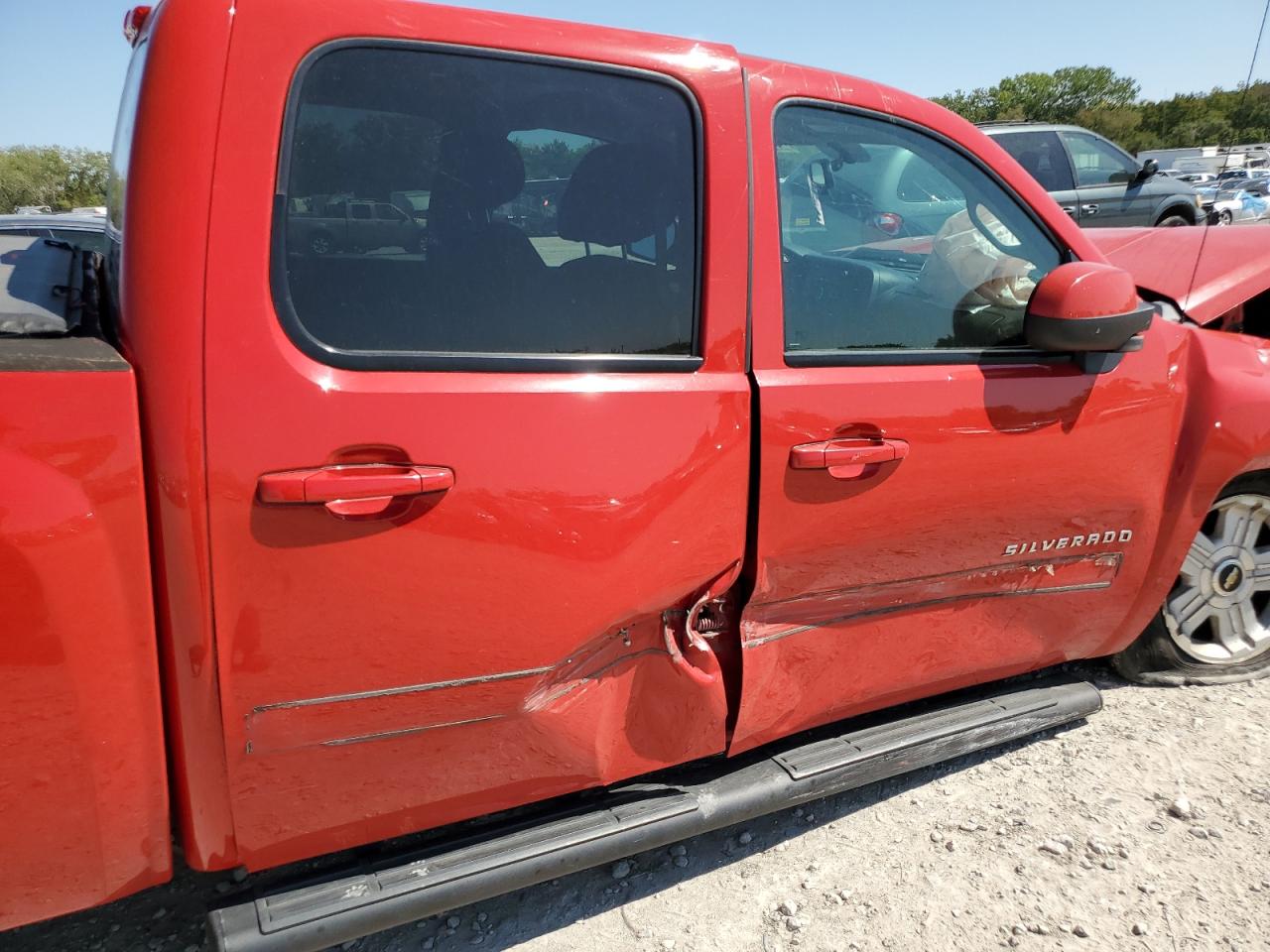 2013 Chevrolet Silverado - Image 10