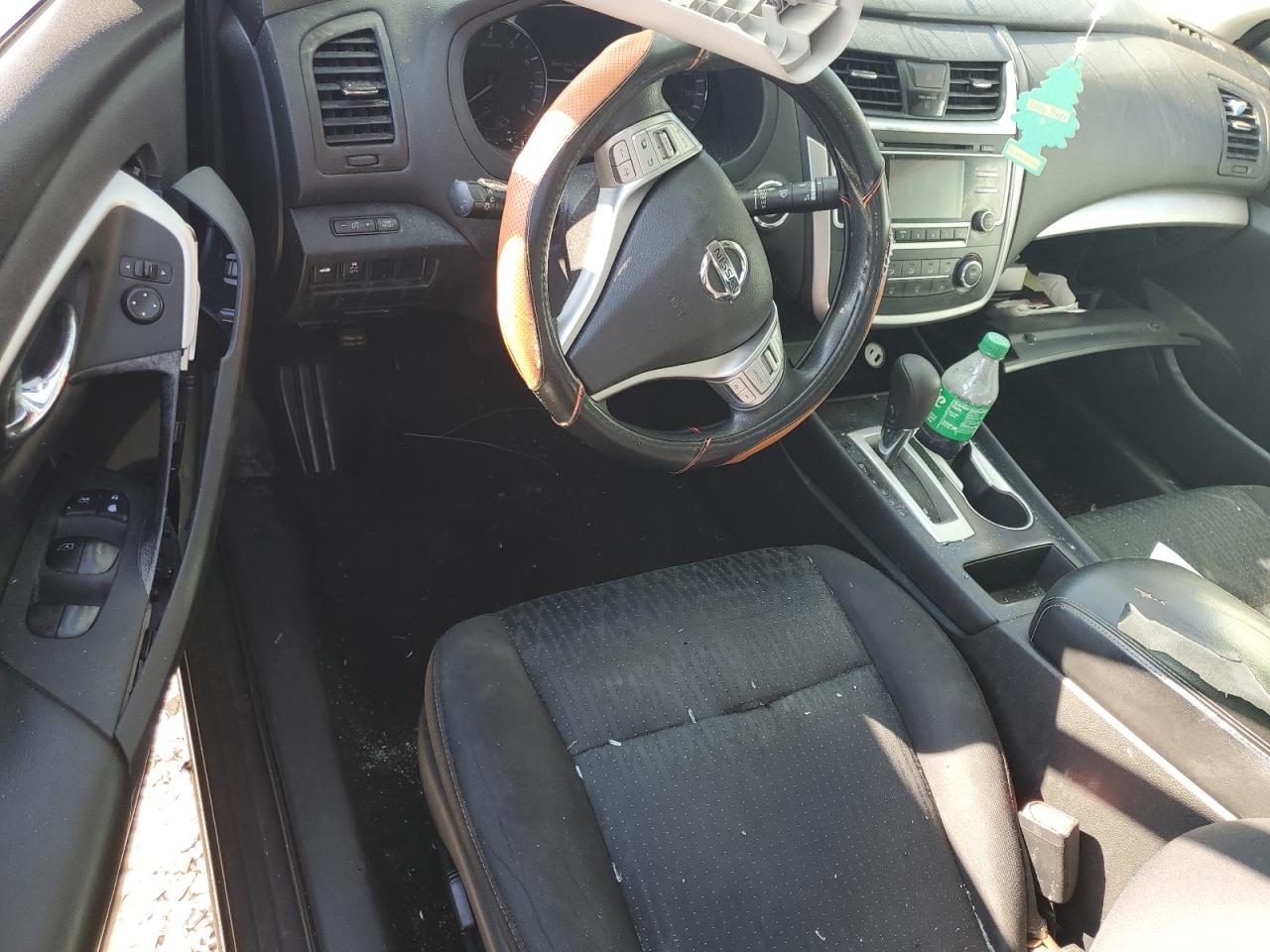 2016 Nissan Altima - Image 8