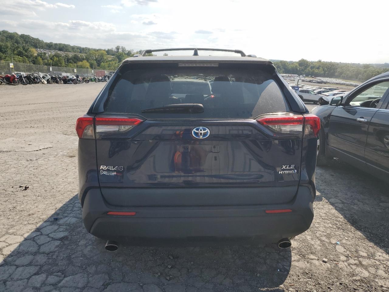 2021 Toyota Rav4 Xle VIN: 4T3RWRFV7MU025587 Lot: 71133244