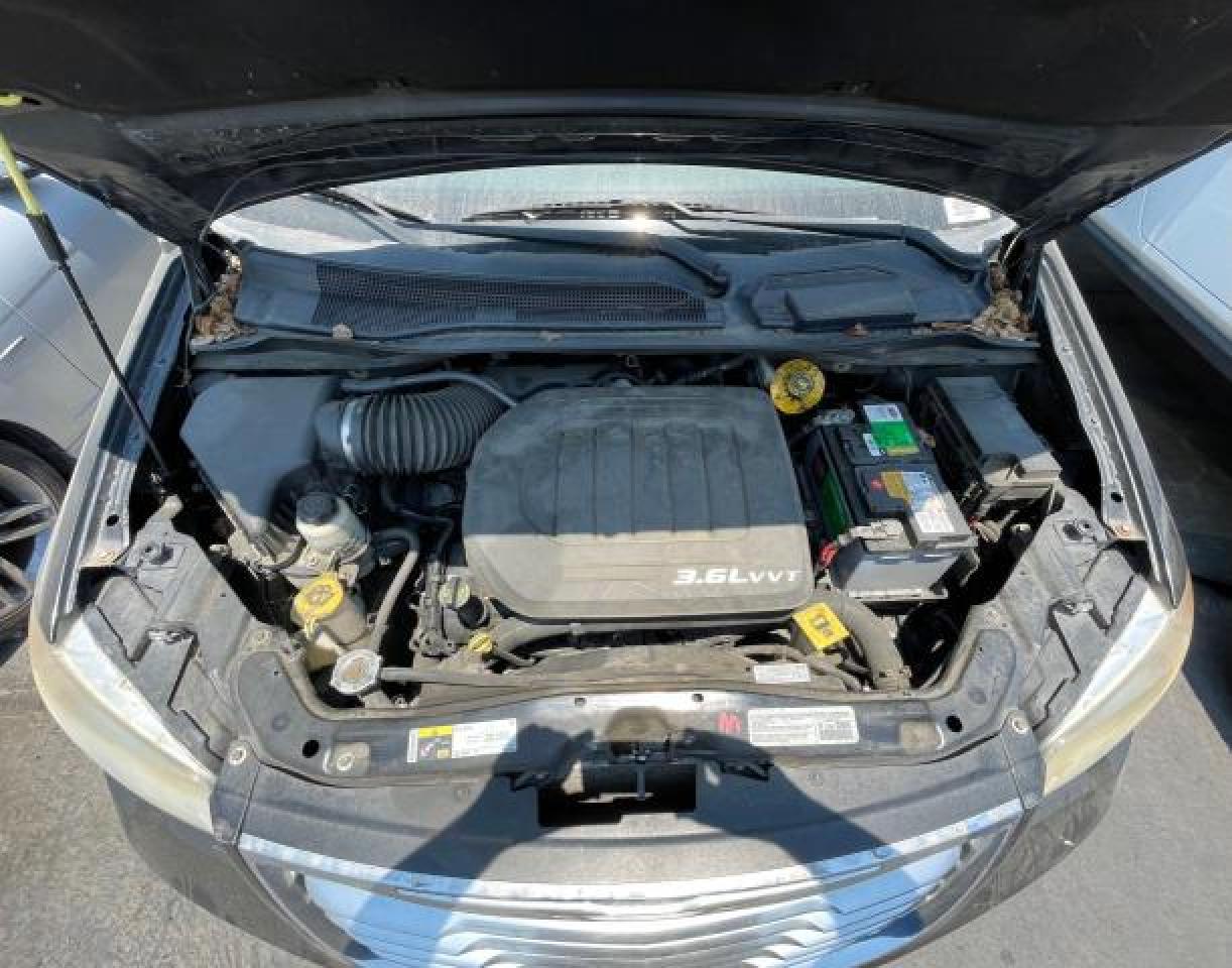 2014 Chrysler Town & Country Touring VIN: 2C4RC1BG5ER399998 Lot: 73610564