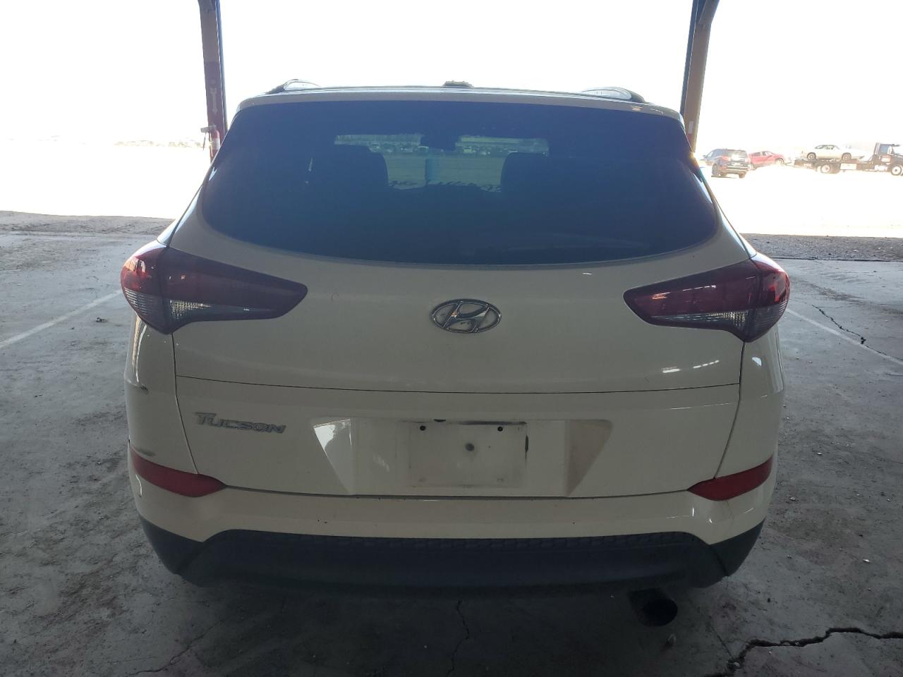 KM8J33A47JU709318 2018 Hyundai Tucson Sel