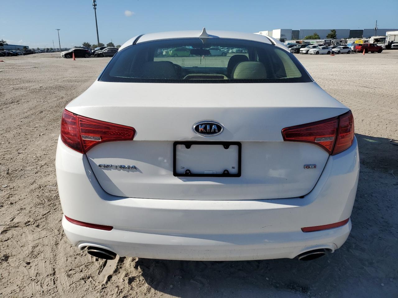 2011 Kia Optima Lx VIN: KNAGM4A70B5185126 Lot: 72695834