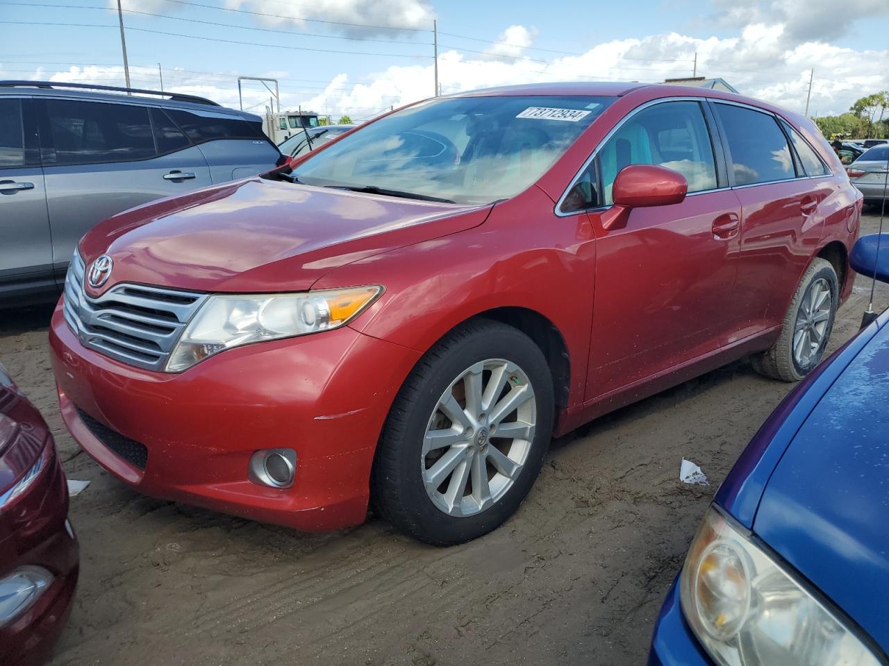 2010 Toyota Venza - Image 1